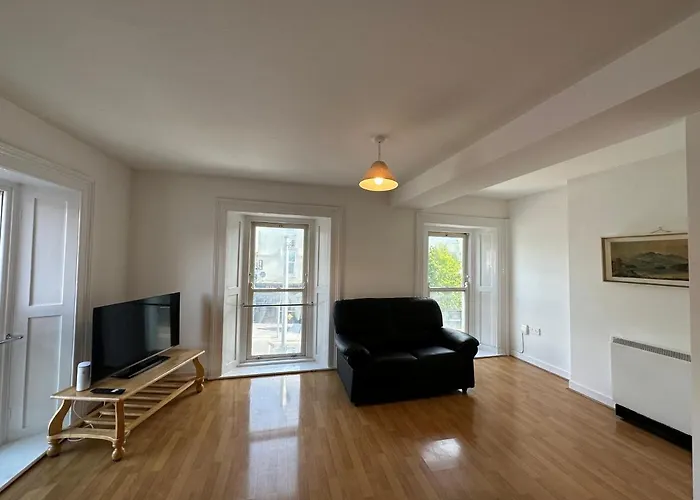 Bridge View * Waterford